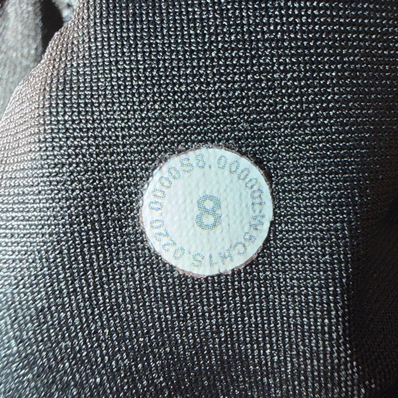 Lululemon Mapped Out High Rise Tight 28"
*Camo Leggings Sz 8 - Picture 5 of 5